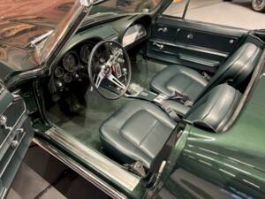Bild 23/35 von Chevrolet Corvette Sting Ray Convertible (1965)
