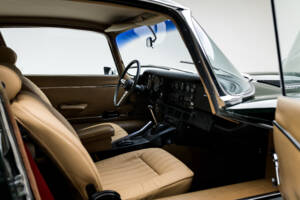 Bild 12/15 von Jaguar E-Type V12 (2+2) (1972)
