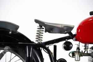 Bild 26/50 von Gilera 150 Sport (1951)