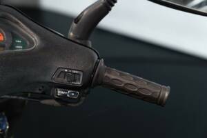 Image 17/19 of Aprilia DUMMY (1993)