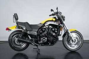 Bild 6/27 von Yamaha DUMMY (1999)