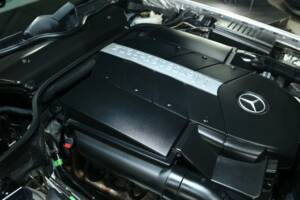 Image 39/49 of Mercedes-Benz SL 500 (2001)