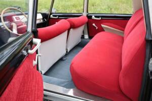 Image 21/37 of Citroën ID 19 (1964)
