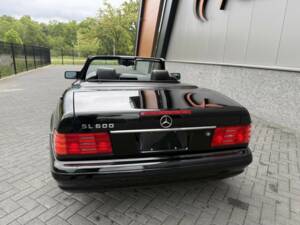 Image 12/50 de Mercedes-Benz SL 600 (1996)