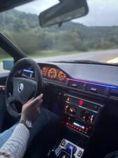 Immagine 6/14 di Mercedes-Benz 280 E (1993)
