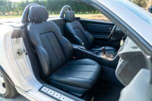 Obraz 22/48 pojazdu Mercedes-Benz SLK 320 (2001)