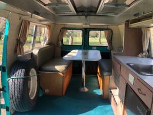 Imagen 4/5 de Ford Econoline E 200 (1969)
