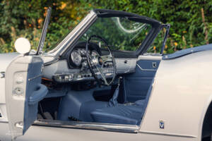Image 11/14 of Maserati 3500 GTI Spyder Vignale (1962)
