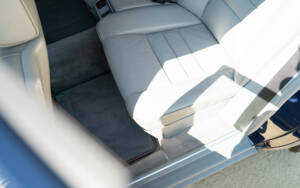 Imagen 31/64 de Mercedes-Benz 500 SEL (1984)