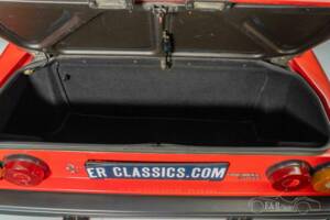 Image 18/19 de Ferrari Mondial Quattrovalvole (1984)