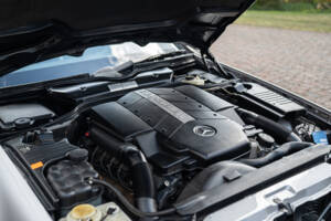 Bild 11/38 von Mercedes-Benz SL 500 (2000)