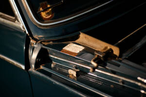 Bild 37/57 von BMW 1602 (1973)