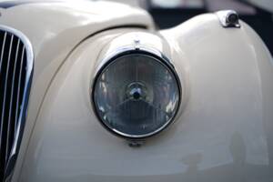 Image 38/50 of Jaguar XK 120 OTS (1950)