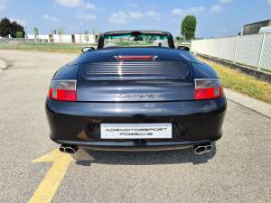 Image 6/19 de Porsche 911 Carrera (2003)