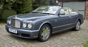 Image 5/50 of Bentley Azure (2007)