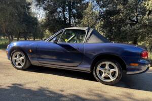 Imagen 12/43 de Mazda MX-5 1.8 (2001)