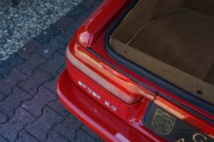 Immagine 25/50 di Alfa Romeo 2.0 Spider (1991)