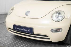 Bild 17/50 von Volkswagen New Beetle 1.6 (2003)