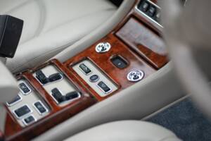 Image 9/50 de Rolls-Royce Corniche V (2000)