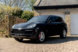 Bild 19/50 von Porsche Cayenne Turbo (2012)