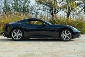 Afbeelding 4/50 van Ferrari California (2010)
