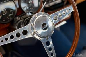 Image 39/50 of Daimler 2.5 Litre V8 (1965)
