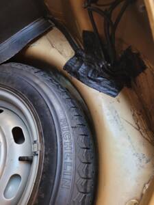 Image 13/20 of Volkswagen Beetle 1303 (1973)