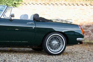 Image 27/50 of MG MGB (1974)