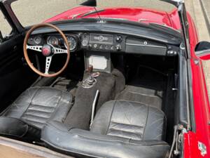 Imagen 7/21 de MG MGB (1964)