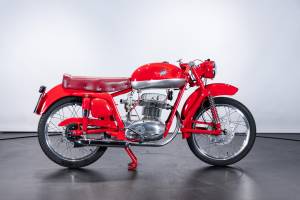 Image 4/42 de MV Agusta DUMMY (1955)
