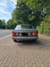 Image 10/12 of Mercedes-Benz 420 SE (1989)