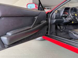 Image 27/53 of Ferrari 512 TR (1994)