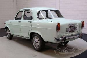 Image 17/19 of Alfa Romeo Giulietta Sprint 1300 (1965)