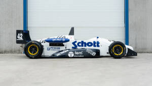 Image 7/64 de Dallara F392 Formula 3 (1992)
