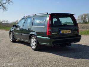 Image 11/37 of Volvo V 70 2.4 (2000)