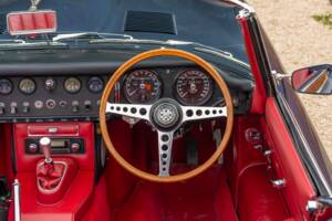 Bild 17/27 von Jaguar E-Type 4.2 (1965)