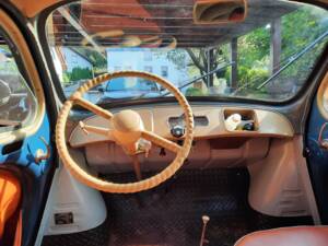 Bild 13/19 von Renault 4 CV (1952)