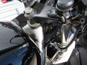 Immagine 13/44 di Yamaha RD 350 LC (1989)