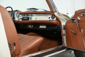 Imagen 28/39 de Mercedes-Benz 280 SL (1970)