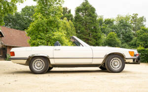 Imagen 19/89 de Mercedes-Benz 280 SL (1977)