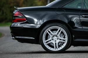 Bild 12/50 von Mercedes-Benz SL 55 AMG (2004)