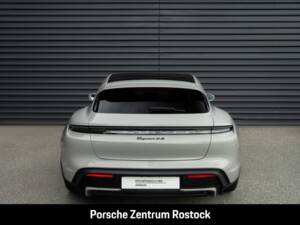 Bild 32/37 von Porsche Taycan 4S Sport Turismo (1900)