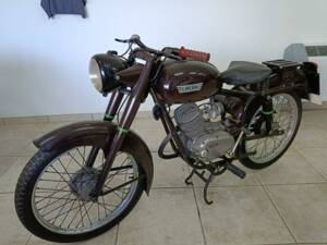 Image 15/32 de Laverda 75 Sport (1954)