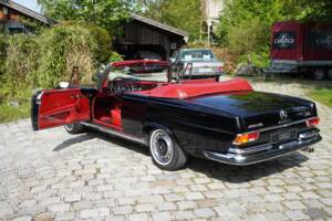 Imagen 18/53 de Mercedes-Benz 280 SE 3,5 (1970)