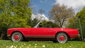 Image 43/64 de Mercedes-Benz 280 SL (1969)