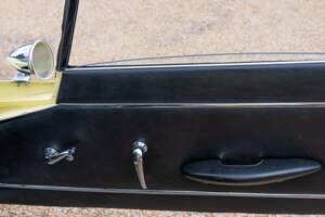 Image 33/40 de Jaguar Type E 4.2 (1966)