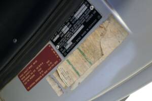 Image 37/50 de Mercedes-Benz 560 SL (1988)