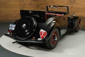 Afbeelding 8/19 van Citroën Traction Avant 11 BL Légère (1937)