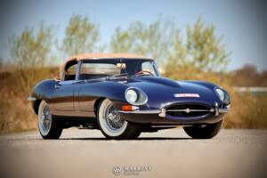 Image 75/80 de Jaguar Type E 4.2 (1966)