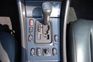 Image 29/46 of Mercedes-Benz CLK 200 (1999)